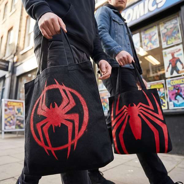 Cerdá Bolsa Shopping Spiderman Diseño 1-Diseño 2 en Negro