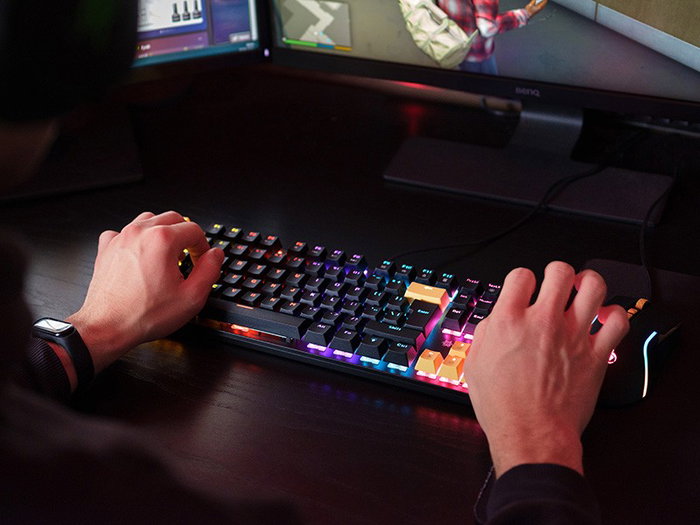 Tracer GAMEZONE HORNET87 Combo de teclado mecánico y ratón óptico negro