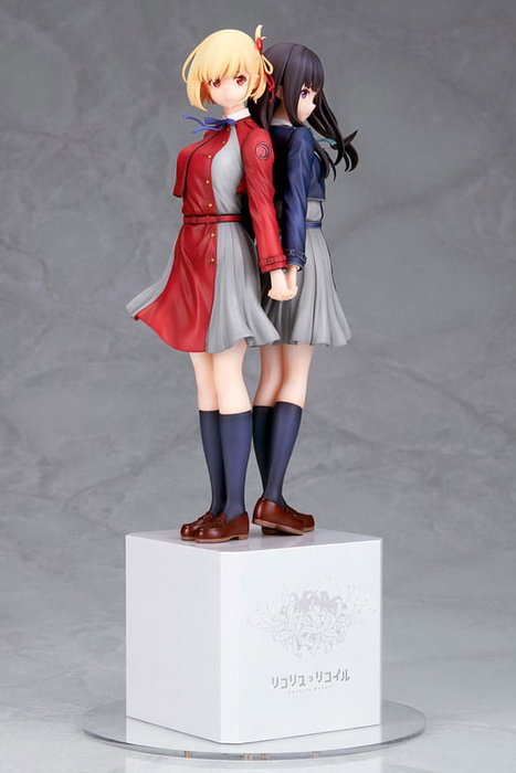 Lycoris Recoil Estatua PVC 1/8 Chisato Nishikigi & Takina Inoue 30 cm