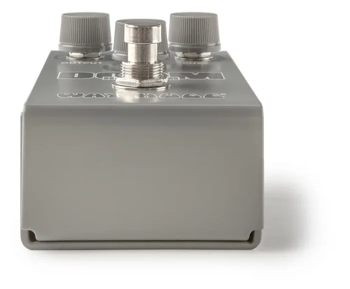 WAYHUGE Doom Hammer Fuzz Pedal - Pedal de Efectos para Guitarra con Control de Tono, Salida y Fuzz, Modelo Way Huge Doom Hammer