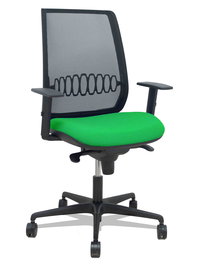 Silla de oficina Alares con mecanismo Sincro tapizada con Tela color Verde y malla color Negro. Equipada con lumbar 1D, Brazos 1D y Ruedas 65mm nailon