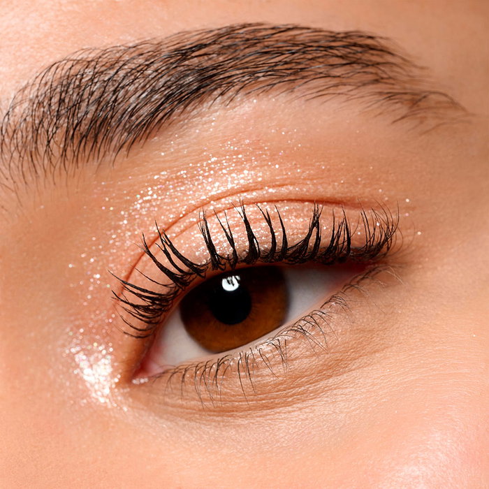 Essence Monocroma Glitter Sombra de Ojos #03 Blushed Stardust en tono plateado, 2 g