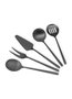 Hermia CKB0256 Set de Servicio de Acero Inoxidable de 5 Piezas con Acentos Negros, Incluye Cucharón, Cuchara, Tenedor, Colador y Espátula para Salsas, Apto para Lavavajillas