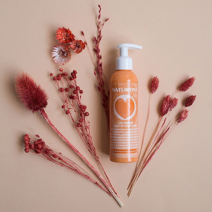 Naturtint CURLY Acondicionador Sin Aclarado para Rizos, Repara y Define Rizos, Anti-Frizz, 98.4% Ingredientes Naturales, 200 ml