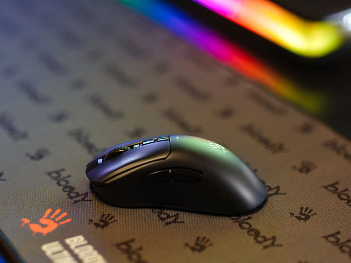 A4-Tech Bloody R73 Ultra Black Ratón Gaming Inalámbrico 26.000 DPI