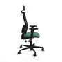 Silla de oficina Bormate con mecanismo Asincro tapizada con Tela color Verde esmeralda y malla color Negro. Equipada con lumbar 1D, Brazos 2D, Cabecero 2D y Ruedas 65mm nailon