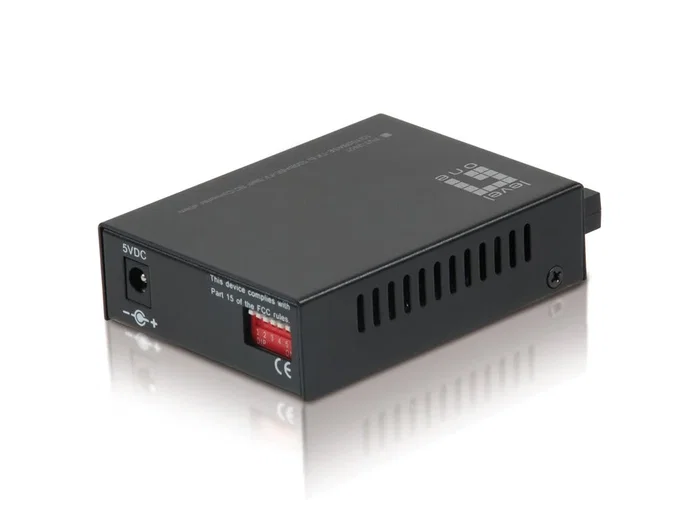 Level One FVT-2401 Convertidor de medio 100 Mbit/s 1310 nm Monomodo Negro