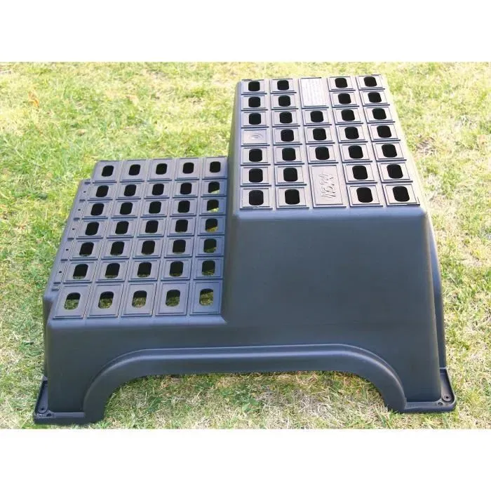 Mgi Escalón Doble de Plástico 890136 Mgi Escalón Doble de Plástico 890136