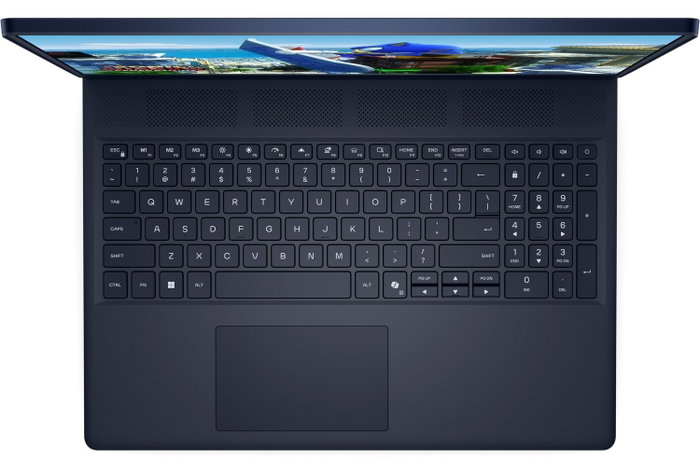 Dell Alienware 16 Aurora AC16250, Intel Core 7 240H, 64GB RAM, 2TB SSD, RTX 5060