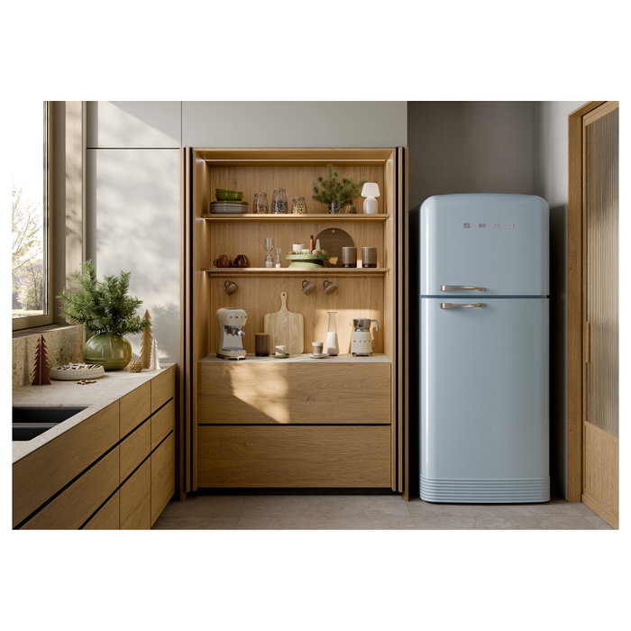 Smeg MFF11CREU 50`s Style Calentador y espumador de leche automático Crema 0,6 L 8 funciones caliente y fría