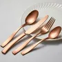 Arthur Martin Juego de Cubiertos AM0056 - 24 Piezas - Acero Inoxidable con Acabado Cobre