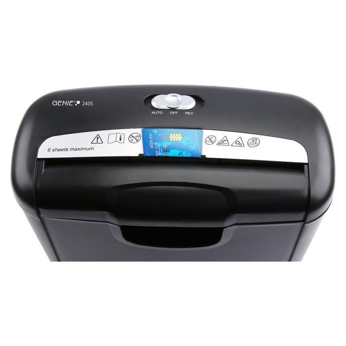 GENIE Trituradora de Papel 240S - Corte en Tiras 6 mm, P-2, para 6 Hojas, 12 L, Negro GENIE Trituradora de Papel 240S - Corte en Tiras 6 mm, P-2, para 6 Hojas, 12 L, Negro