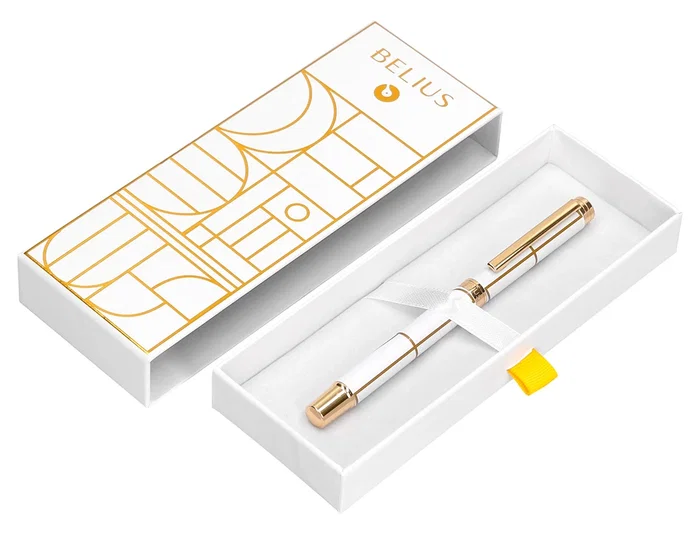 Belius Roller Carte Blanche Blanco y Dorado Tinta Negra Caja de Diseño Belius Roller Carte Blanche Blanco y Dorado Tinta Negra Caja de Diseño