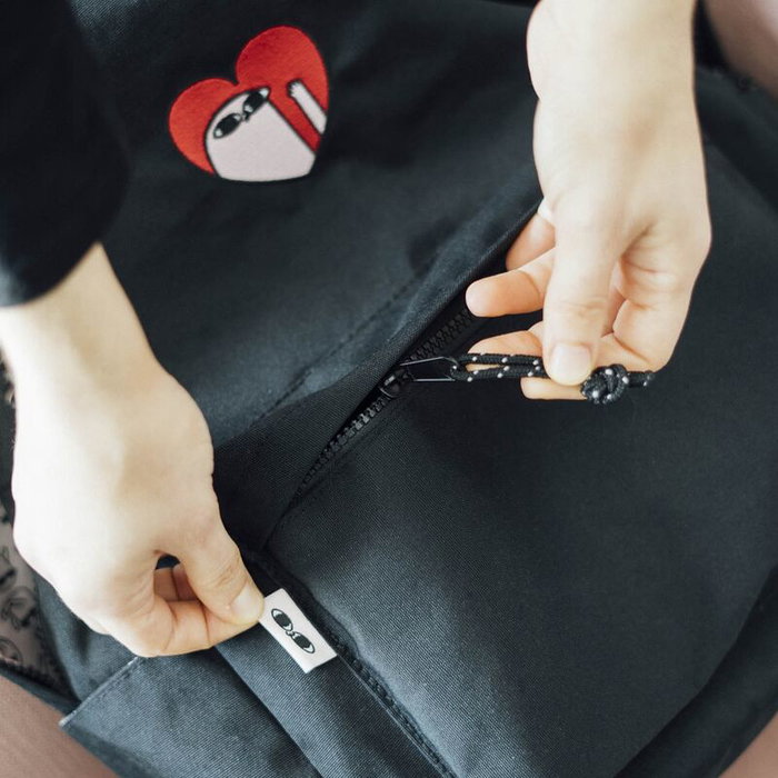 ERIK Mochila Ketnipz Polyester con Cierre de Cremallera y Tres Bolsillos Exteriores