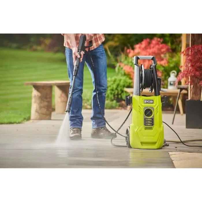 Ryobi RYO4892210195159 Limpiador de Alta Presión 2000 W 150 Bares 450 L con Flexible 8m, Carrete, Tanque 0.9L, Lancas y Pincel Giratorio