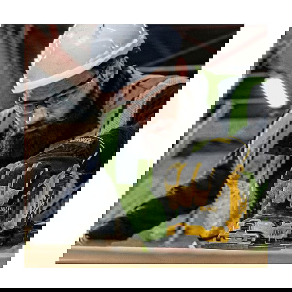 DeWALT DCW200NT-XJ Lijadora de Hoja Orbital a Batería 18V sin Escobillas, Velocidad Variable 8000-13500 OPM, Ø Orbital 1.6 mm, Incluye Adaptador para Aspiración