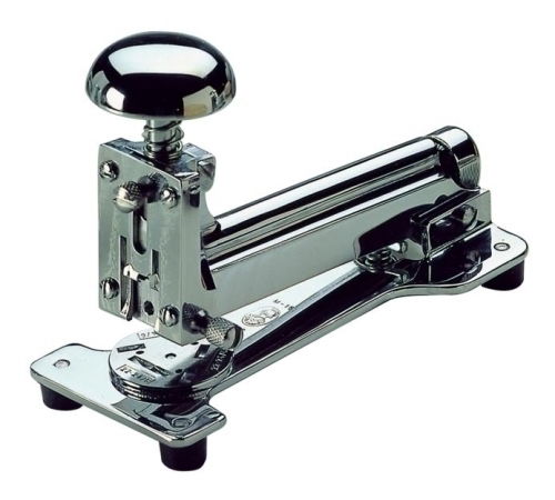 El Casco Grapadora M-15 Capacidad 30 Hojas Cromada Metálica El Casco Grapadora M-15 Capacidad 30 Hojas Cromada Metálica