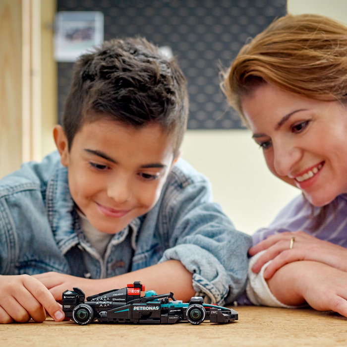 LEGO Speed Champions Mercedes-AMG F1 W15 Race Car 77244 LEGO Speed Champions Mercedes-AMG F1 W15 Race Car 77244