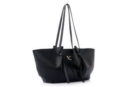 Vince Camuto Foggia Bolsa de Hombro Negra en Cuero de Polivinilo
