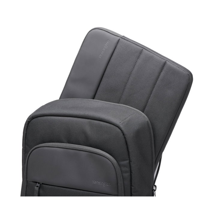 Kensington K60392WW Mochila para Portátil de 16" EQ - Negro - Fabricada con Poliéster Reciclado (42% PCR), Compartimento Acolchado, Correas y Respaldo de Malla