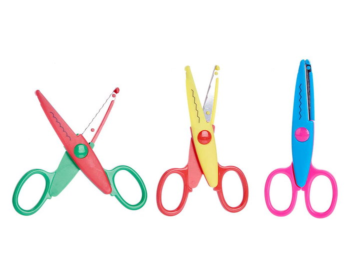 Pincello Tijera Infantil Zig Zag Surtido 6 x 15 x 1.5 cm Plástico y Acero (Set de 48)