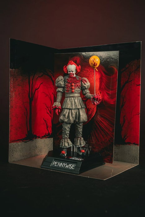McFarlane Toys Figura Pennywise (Bloody) IT: Welcome to Derry
