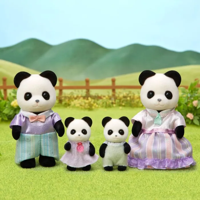 Sylvanian Families La Familia Panda para Niños con 4 Personajes Articulados