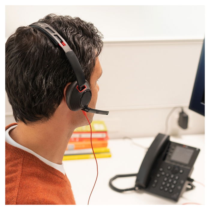 HP Poly Blackwire 5220 Auriculares Estéreo USB-C + 3,5mm, Alámbrico, 20-20000Hz, Micrófono Boom, Negro/Rojo