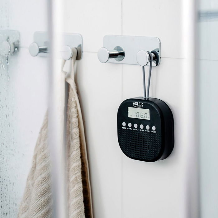 Adler Radio FM Portátil Resistente al Agua IPX4 para Ducha, con Reloj, 2 Alarmas y Función Repetición, 87.5-108 MHz Adler Radio FM Portátil Resistente al Agua IPX4 para Ducha, con Reloj, 2 Alarmas y Función Repetición, 87.5-108 MHz