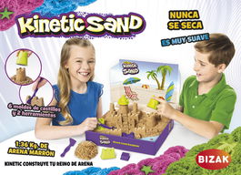 Kinetic Sand Arena Moldeable Construye Tu Reino 61927146 con 1,36Kg y 6 Moldes