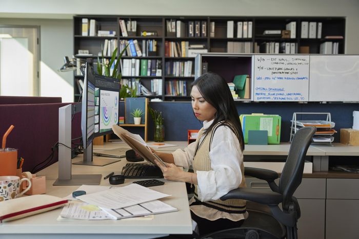 HP 724pn Monitor 24" WUXGA Series 7 Pro, 1920x1200, IPS, 99% sRGB, 5ms, 75Hz