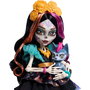 Mattel Muñeca Monster High Skelita Doll con Accesorios