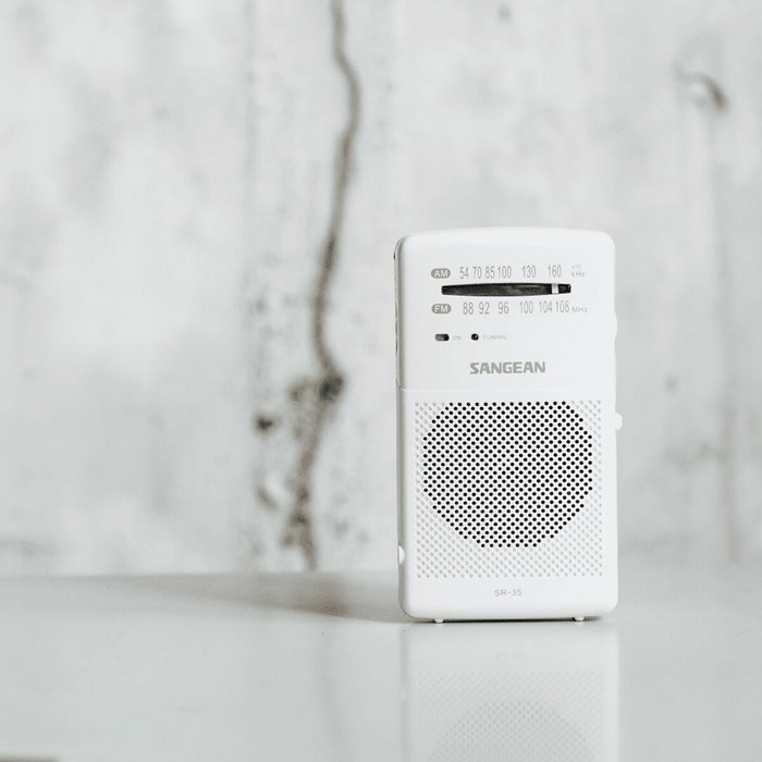 SANGEAN Radio de bolsillo SR-35 blanco AM/FM SANGEAN Radio de bolsillo SR-35 blanco AM/FM