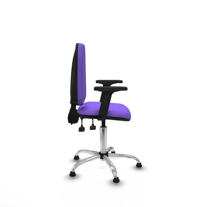PIQUERAS Y CRESPO Silla de oficina Aýna Lila con base cromada y brazos 2D