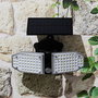 Je cherche une Idee Lámpara Solar 120 LED con Sensor de Movimiento y Luz Nocturna Exterior IP65