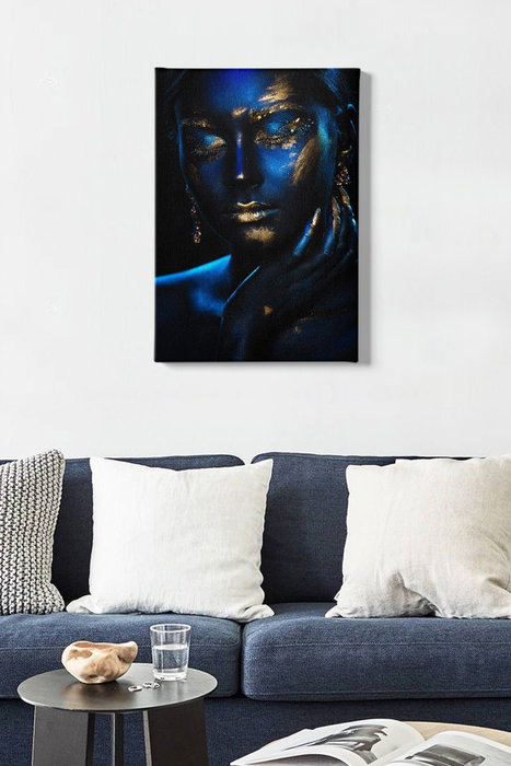 Wallity Lienzo Decorativo 50 x 70 cm - 32, Pintura sobre Lienzo de Alta Calidad con Marco de Madera, Obra de Arte Misteriosa y Elegante para el Hogar