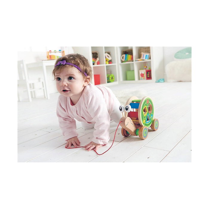 Hape Arrastre caracol encajable de madera