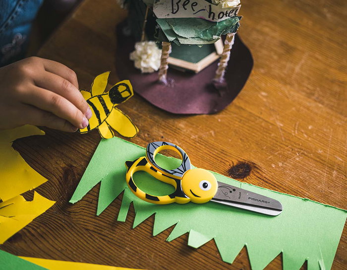 Fiskars Tijeras para niños 4+ abeja 13cm