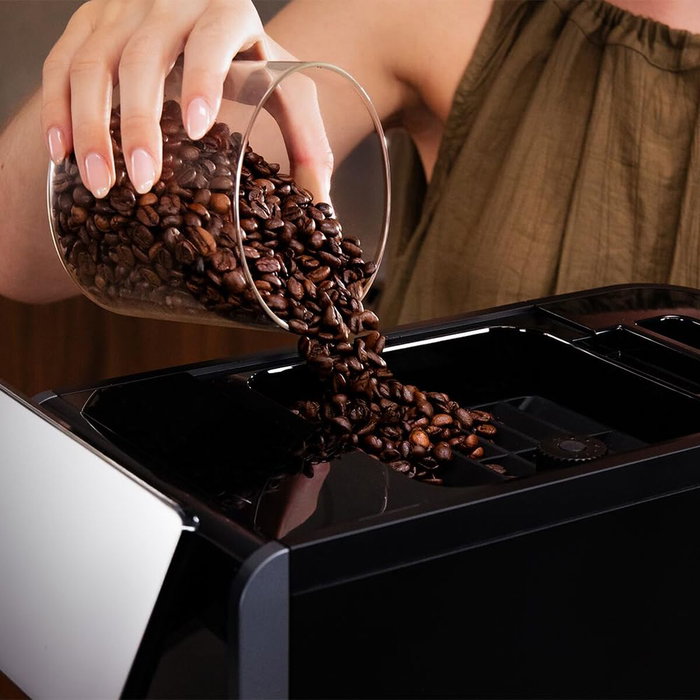 Cecotec Cafetera Superautomática Cremmaet Lungo Steam 19 bar 2L negra con vaporizador