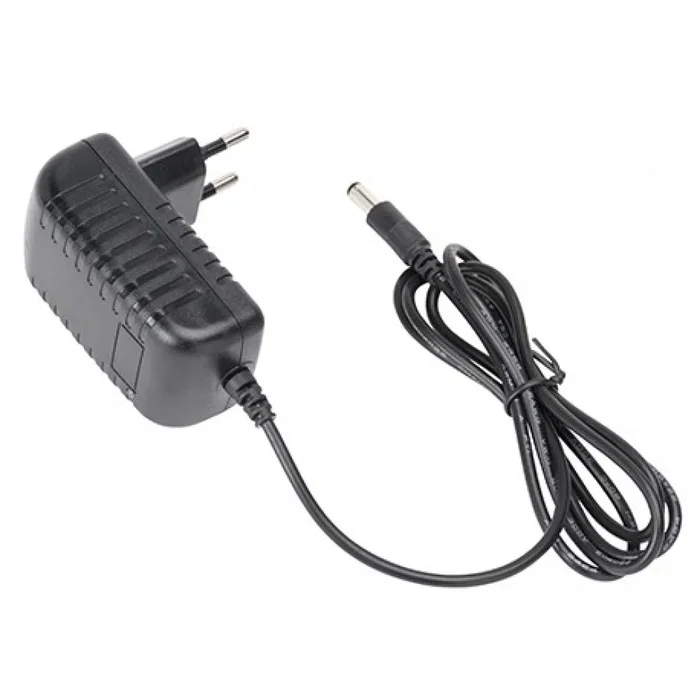 Foco Proyector LED 30W 3000Lm IP65 con Batería Recargable, Autonomía 3h, Alcance 5-12m, Ideal para Emergencias y Obras