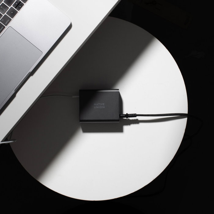 Native Union 140W Type-C PD GaN Fast Desktop Charger Black Native Union 140W Type-C PD GaN Fast Desktop Charger Black