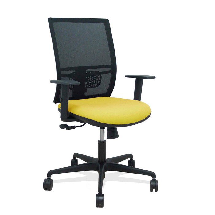 PIQUERAS Y CRESPO Silla de oficina Yunquera, mecanismo sincro, malla negra y asiento amarillo