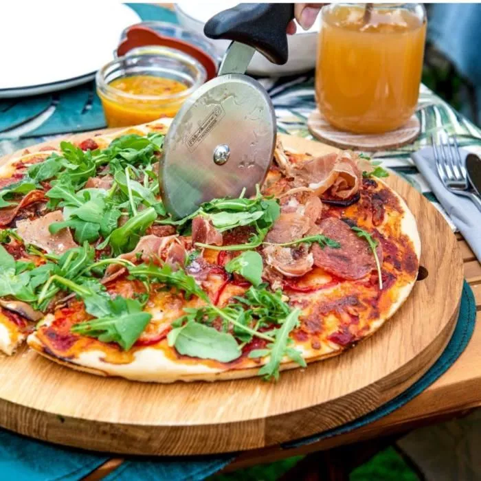 Fackelmann Profesional Plato perforado para pizza y juego de ruedas 32 cm FAC1723162485864 Fackelmann Profesional Plato perforado para pizza y juego de ruedas 32 cm FAC1723162485864