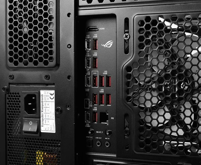 Komputronik Level UP [K36] Ryzen 9 | RTX 5090 | 96GB | 4TB+8TB | W11 Pro