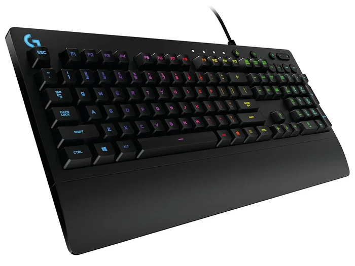 Logitech G213 Prodigy Teclado Gaming USB Completo (100%) RGB Retroiluminado - Layout QWERTY Internacional de EE.UU. - Teclas Antifantasma y Resistente a Derrames - Color Negro