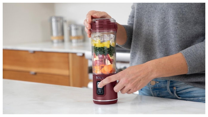 Ninja Licuadora inalámbrica Blast de 530 ml Ninja Licuadora inalámbrica Blast de 530 ml