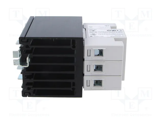 CARLO GAVAZZI RGC3A60D30KGE Relé de semiconductor trifásico 30A 42÷660VAC