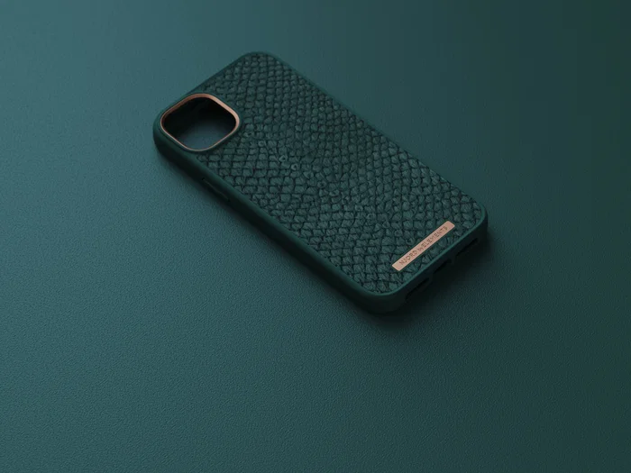 Njord Funda MagSafe para iPhone 14 Plus Compatible con Carga Inalámbrica, Hecha de Piel de Salmón Verde, Certificación Militar MIL-STD-810H, Protección Contra Caídas de 2 Metros