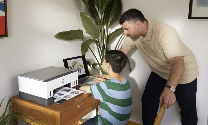 HP Smart Tank 6005 - Impresora Multifunción A4 con Tinta de Gran Capacidad, WiFi, Doble Cara Automático, 4800 x 1200 DPI, 12 ppm, Escáner, Copiadora, Inyección Térmica, Color