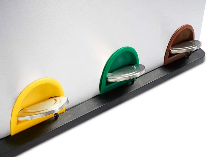 Q-connect Papelera Contenedor Metálica con Tapa de Plástico y Pedal, 3 Depósitos, 45L, 605x340x485 mm